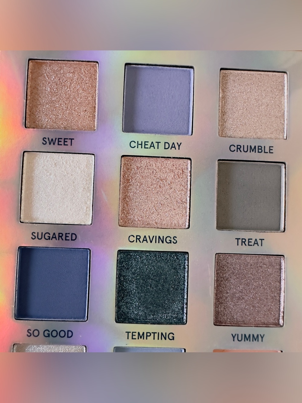 Lot of 4 BH Cosmetics 16-Color Eyeshadow Palettes: Weekend Vibes & Travel Series - Picture 12 of 13